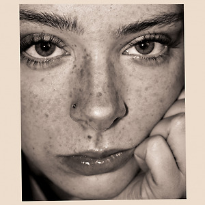 Holly Humberstone - Vanilla