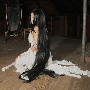 Maggie Lindemann - hostage