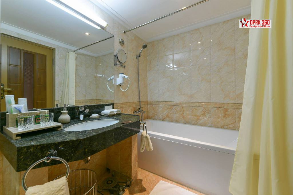 99CECA385B0AB2470374B6