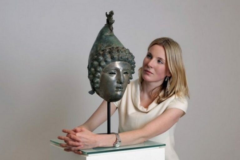 99FB6E345CD05BA21212C5