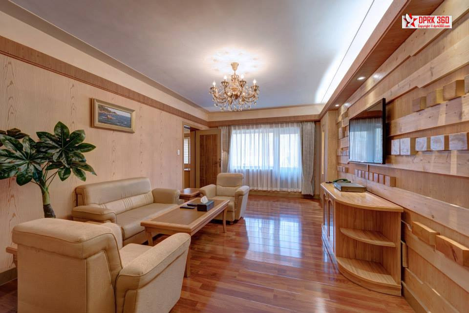 990B1B415B0AB2440821E9