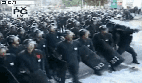 2000년대 초반 전의경 시위현장 ㄷㄷㄷㄷㄷㄷㄷㄷㄷㄷㄷㄷ gif | 인스티즈