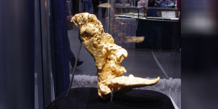 99128C335CD05BA429DAF3