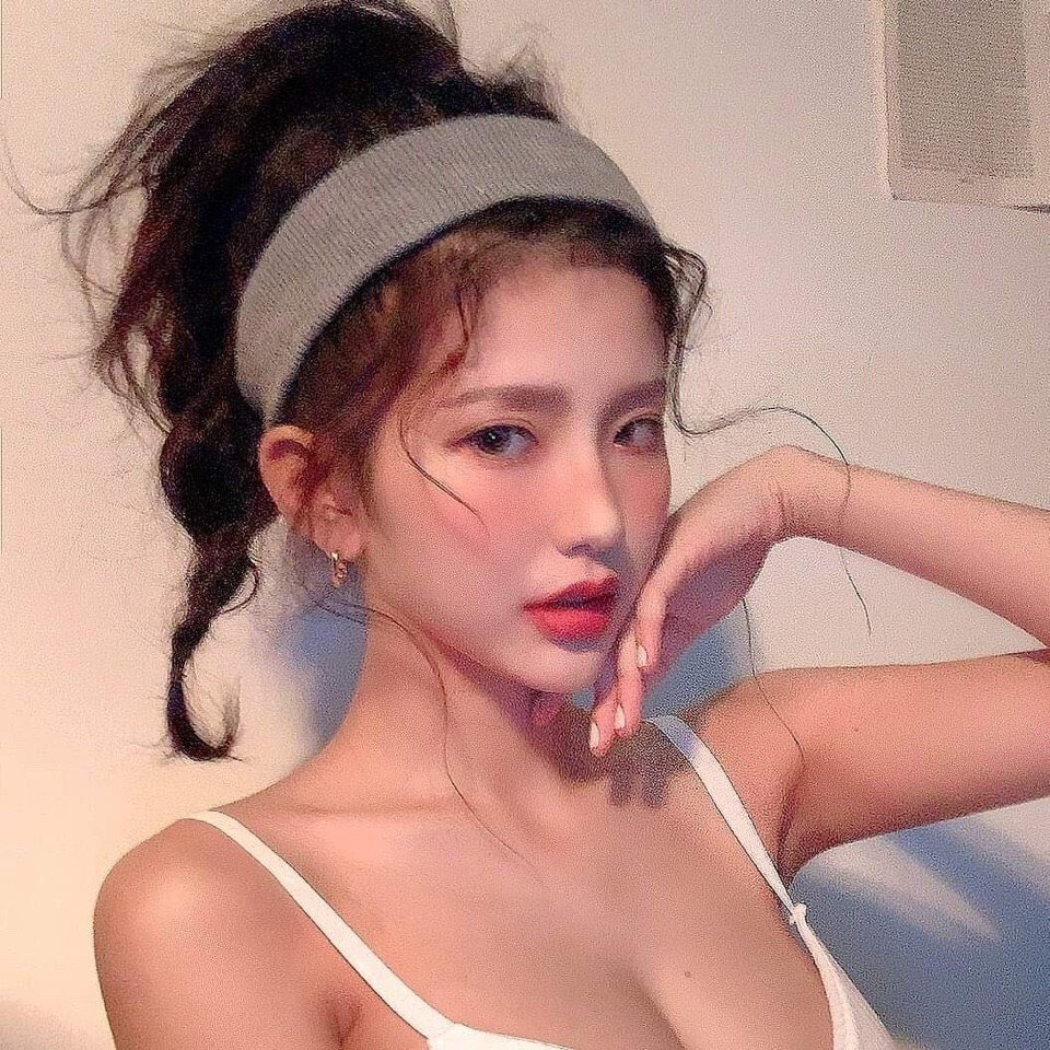 한국에서 활동 중인 피팅 모델.jpg 