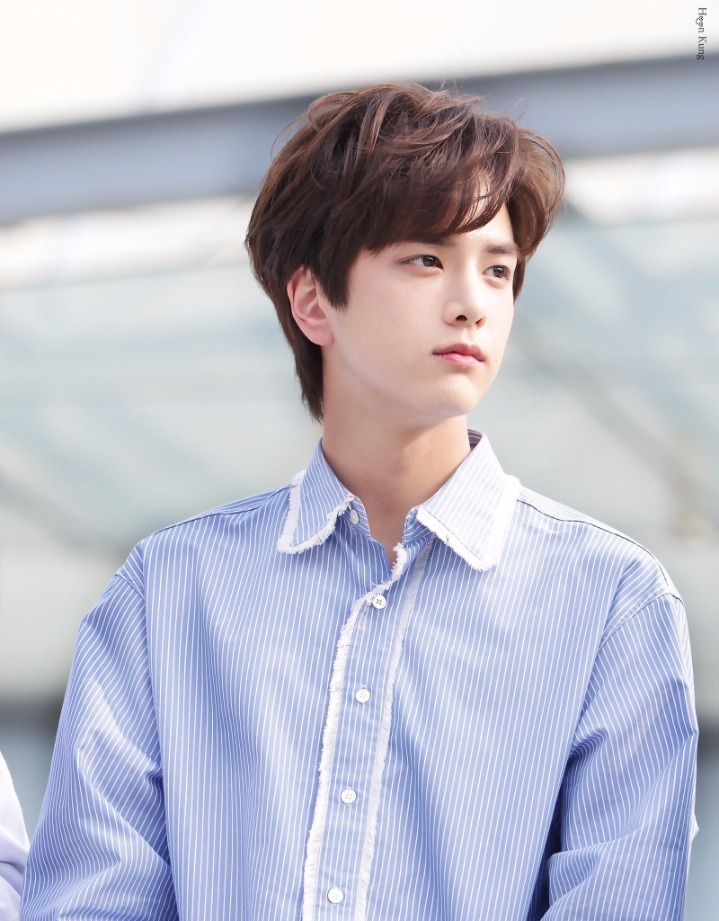 998CB03359D77EE9024679