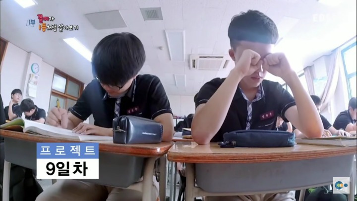 27BDD933596C0FCB23E082