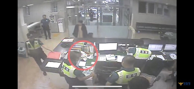 e9502d2a8ad8a29b987143991b0b6157d1e95d3c