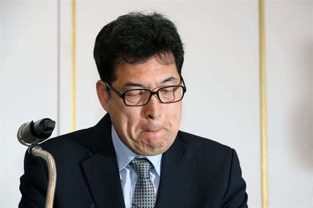 전명규 한국체대 체육학과 빙상부 교수가 지난 1월 빙상계 성(폭력)사태와 관련한 기자회견을 열고 입장을 밝히고 있다. 연합뉴스