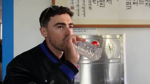 마포고에 방문한 외국인 롤 유튜버