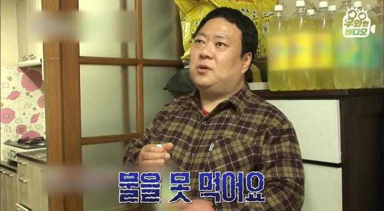 물대신 탄산음료만 마시는 남자의 몸상태.jpg