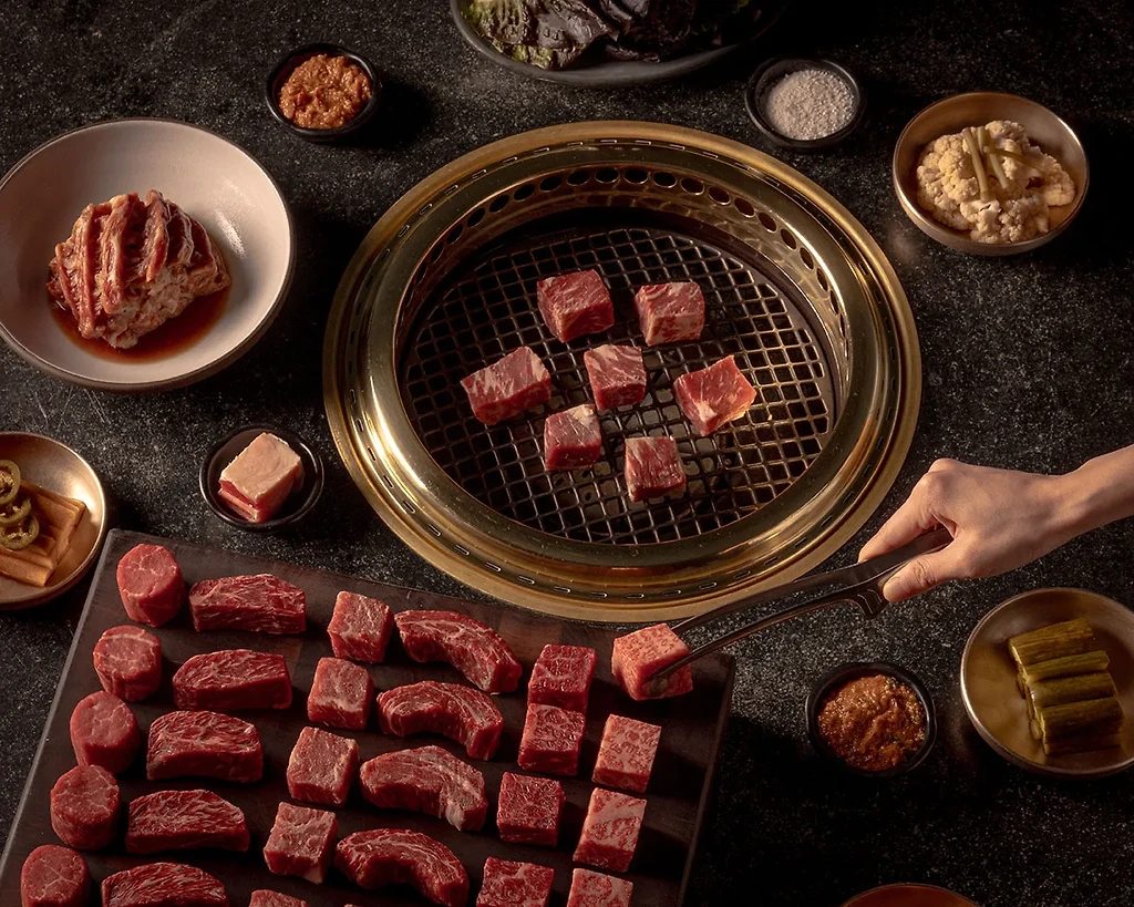 뉴욕에서 초대박났다는 한국식 스테이크 하우스.jpg