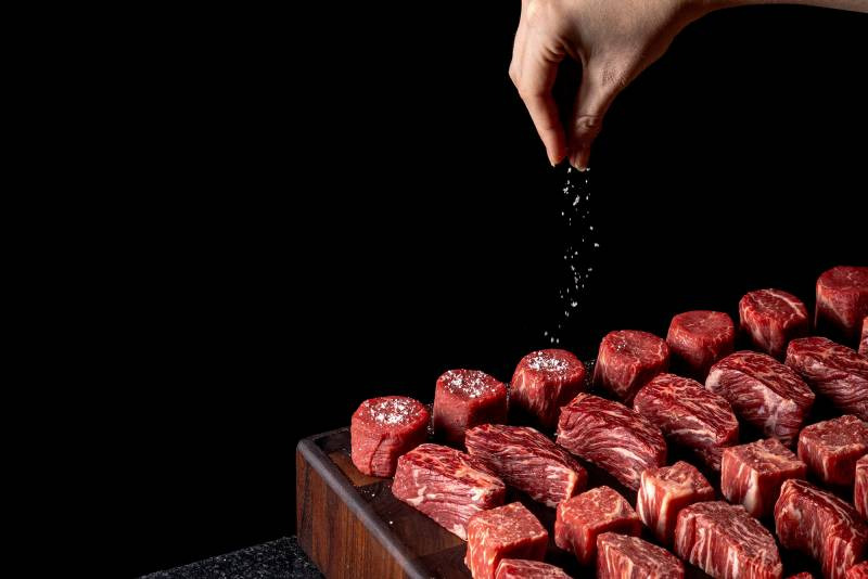 뉴욕에서 초대박났다는 한국식 스테이크 하우스.jpg