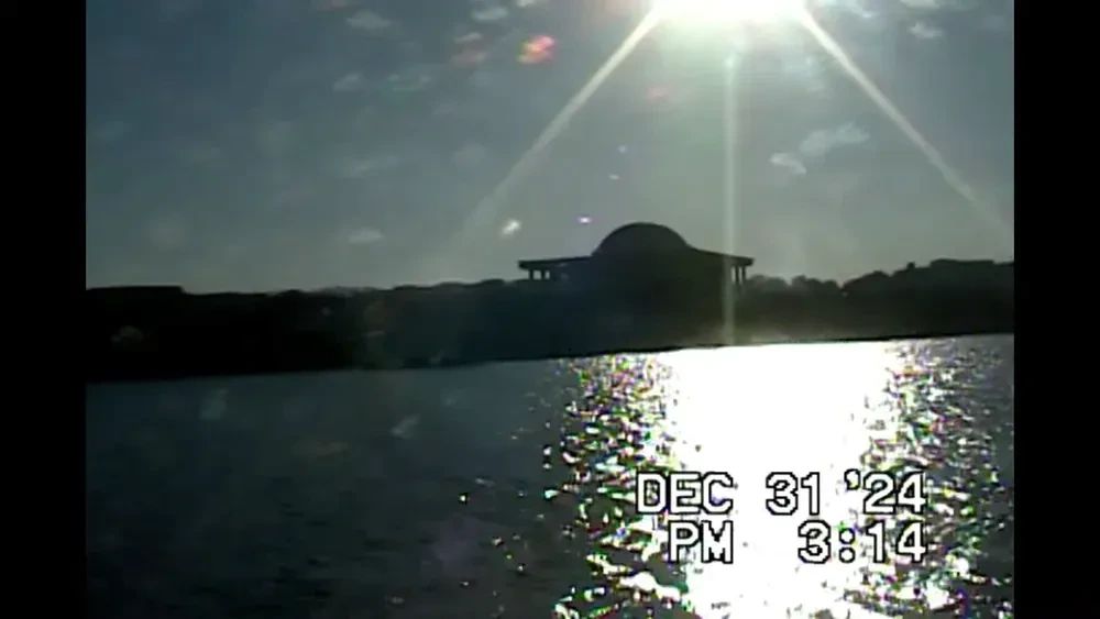 2000년산 캠코더로 찍은 24년 마지막 서울 모습.jpg