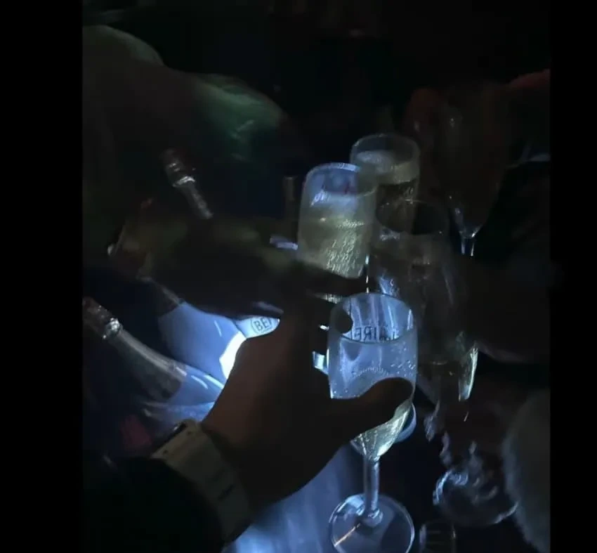 06년생 20살 금수저의 봉인해제.JPG