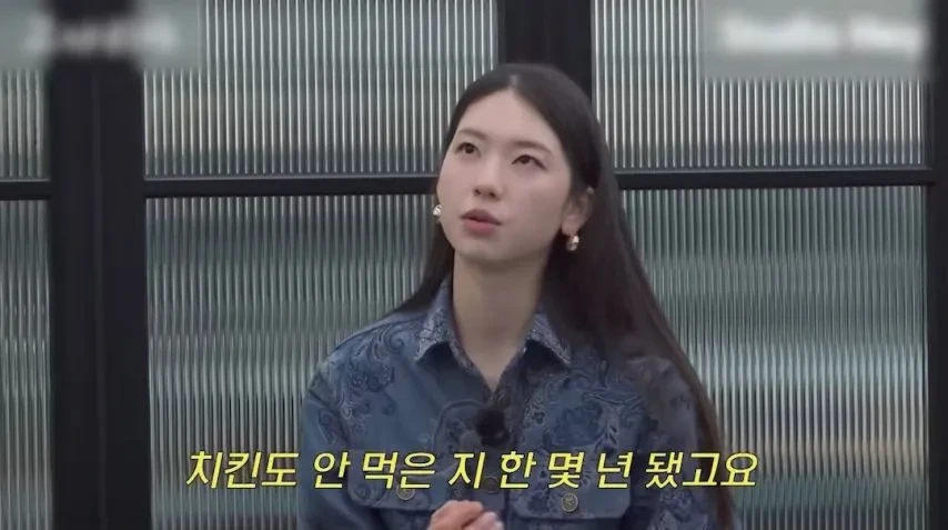 톱모델의 말도 안되는 자기관리.jpg