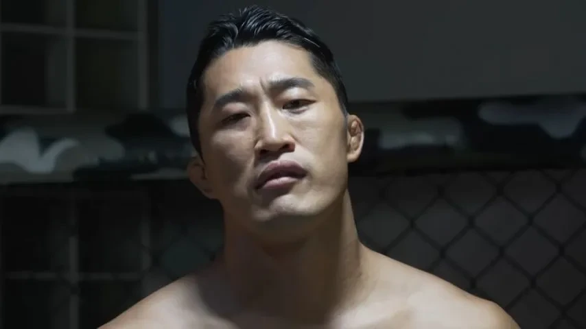 격투기 상대가 너무 세보여서 겁먹음