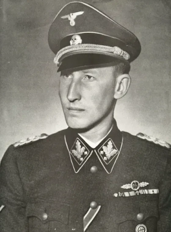 동양인 혼혈로 오해받은 백인들.JPG