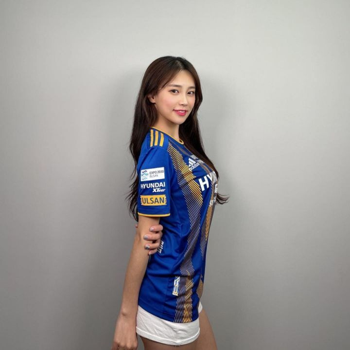 c94e46167f6a9143dfc9ff7696e6005294bf0ff3