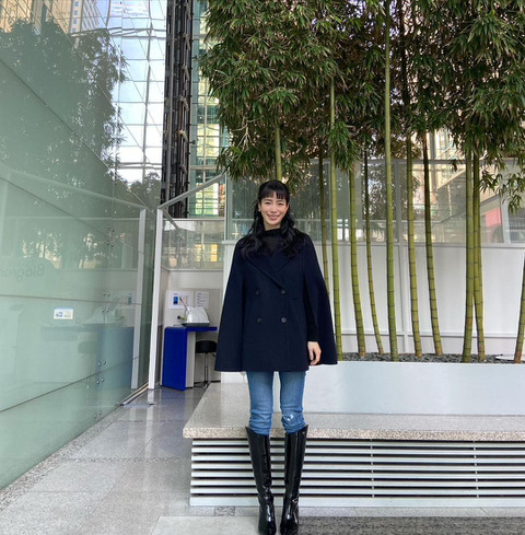 ���۷θ� ������ �ν�Ÿ