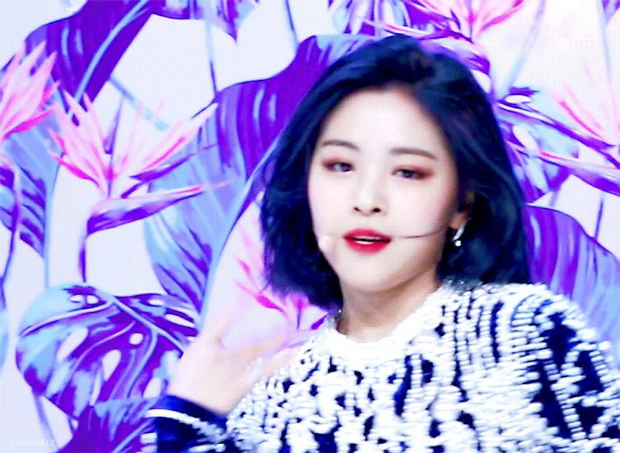 [연예] [움짤]         여돌 직캠 왕중왕전. -  와이드섬