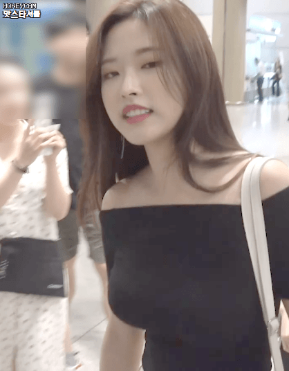 [연예] [움짤]             은근히 슬렌더인 이달의 소녀 올리비아 혜.if -  와이드섬