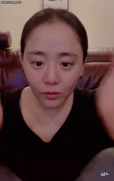 [연예] [움짤]             문근영 인스타 라방. -  와이드섬