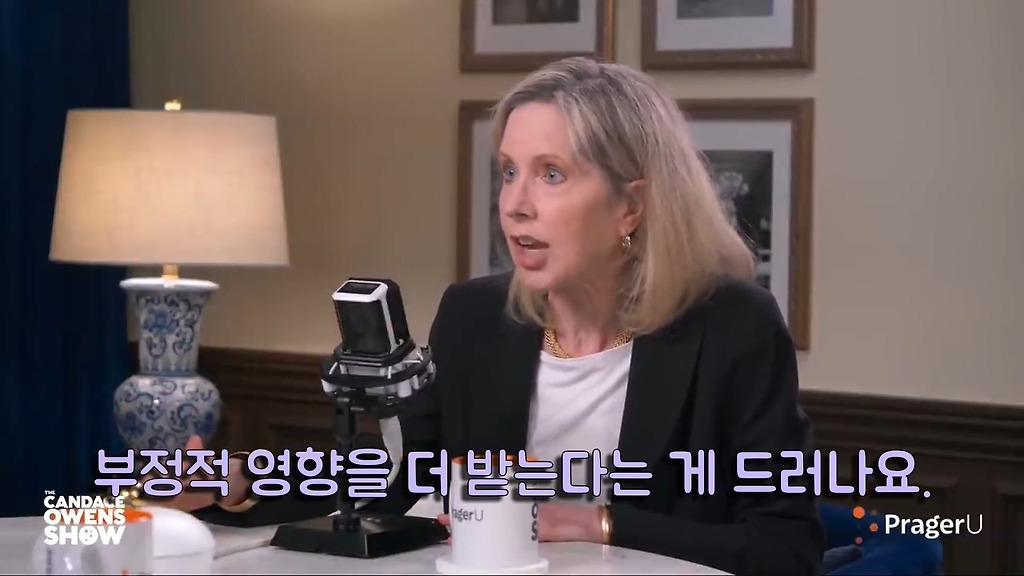 [유머] [기타]
		          흑인들은 왜 해줘만 외치는가?. -  와이드섬