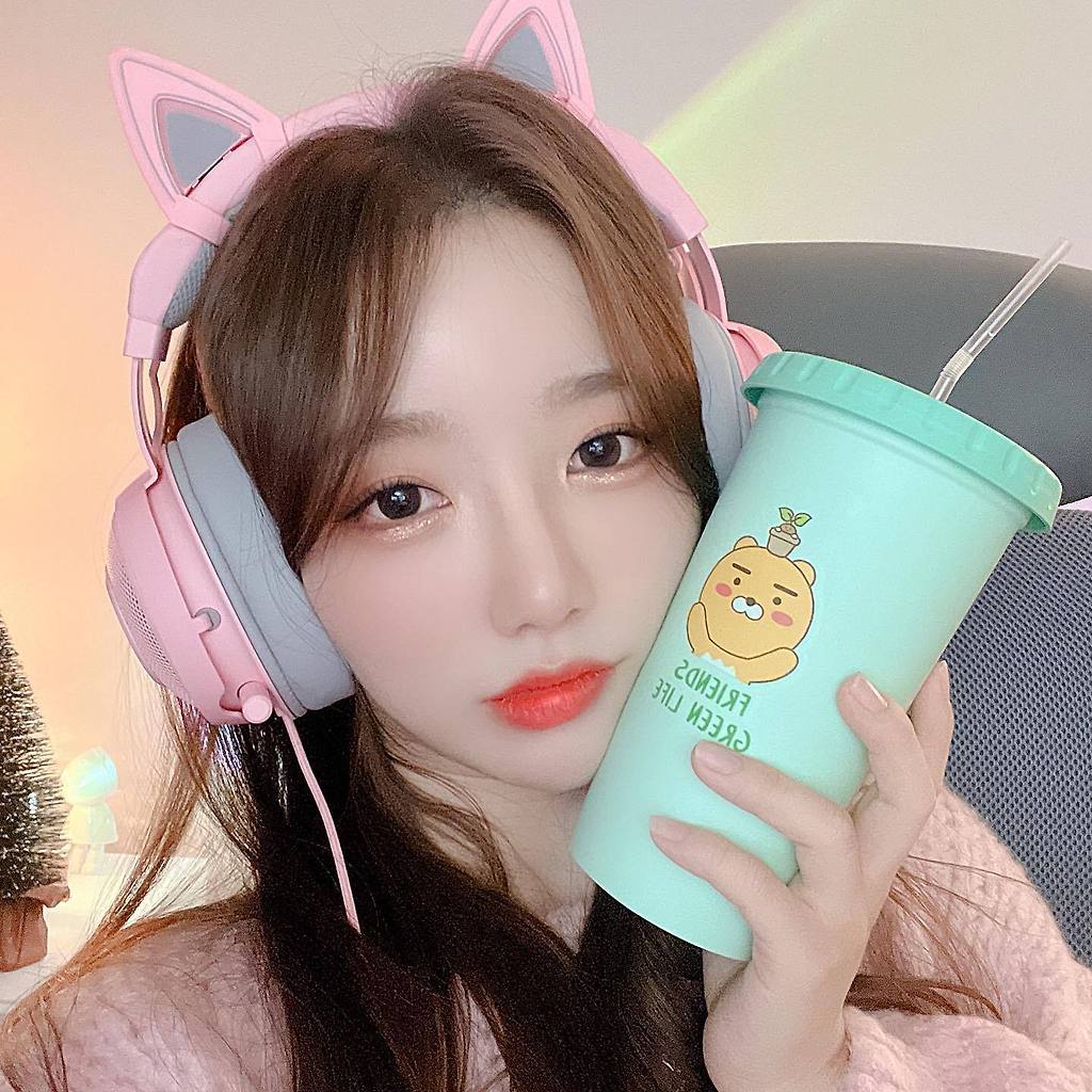 1c642c5e89de541c57bee884d62f2ea31ac37ae3