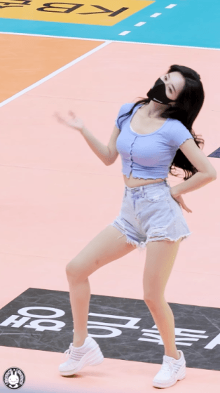 2b746975e04d0cb48c5eb38c970a62db41eec1a9