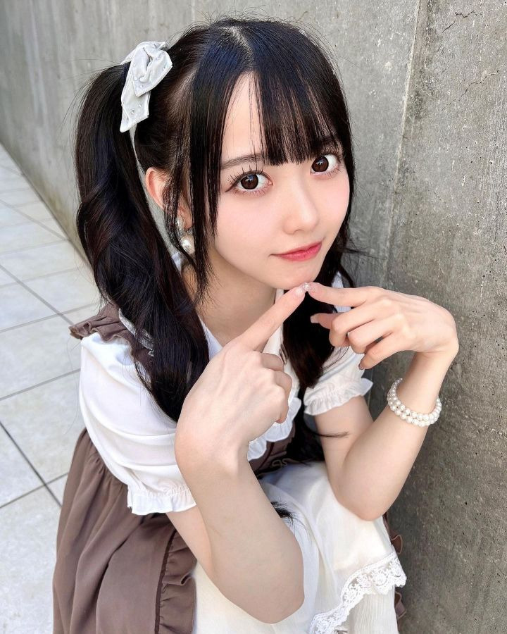 02년생 마츠모토 모모나 귀여운 외모.jpg