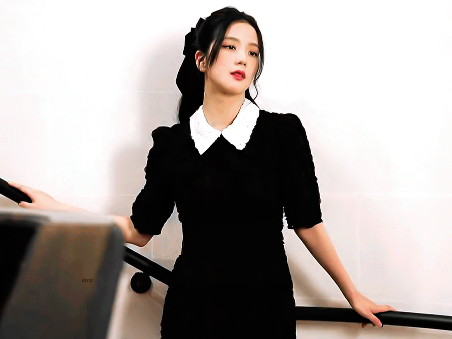 [연예] [움짤]         비쥬얼 ㅁㅊ 블랙핑크 지수 2. -  와이드섬
