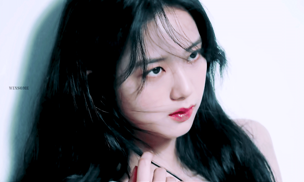 [연예] [움짤]         비쥬얼 ㅁㅊ 블랙핑크 지수 2. -  와이드섬
