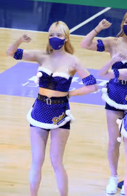 6b32f99f6535517bf33fab8f2a5bc56cd7f5a10b