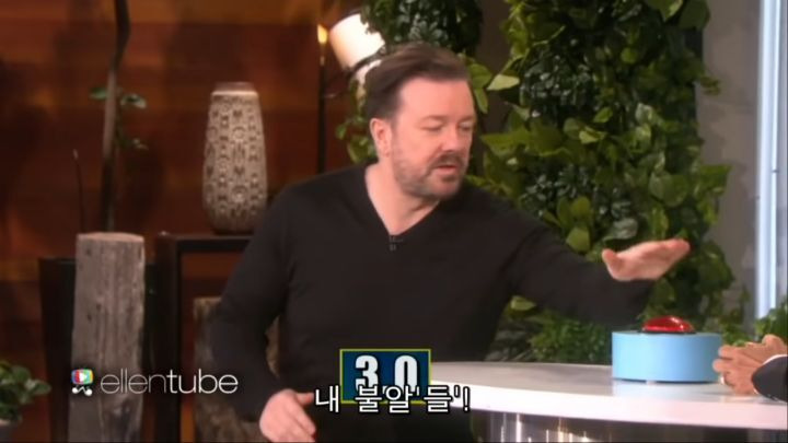 [유머] [유머]
		          둥근 모양 세 가지를 말하시오. -  와이드섬