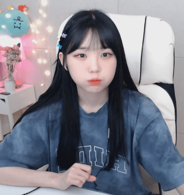 738b5564a27cef961313daf441426651f753625f