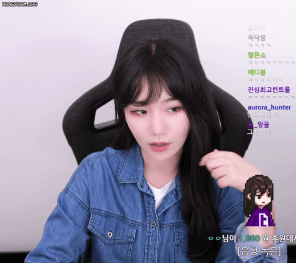 93c0b5efdb42d8c5872022b918f30b9e0e3afb29