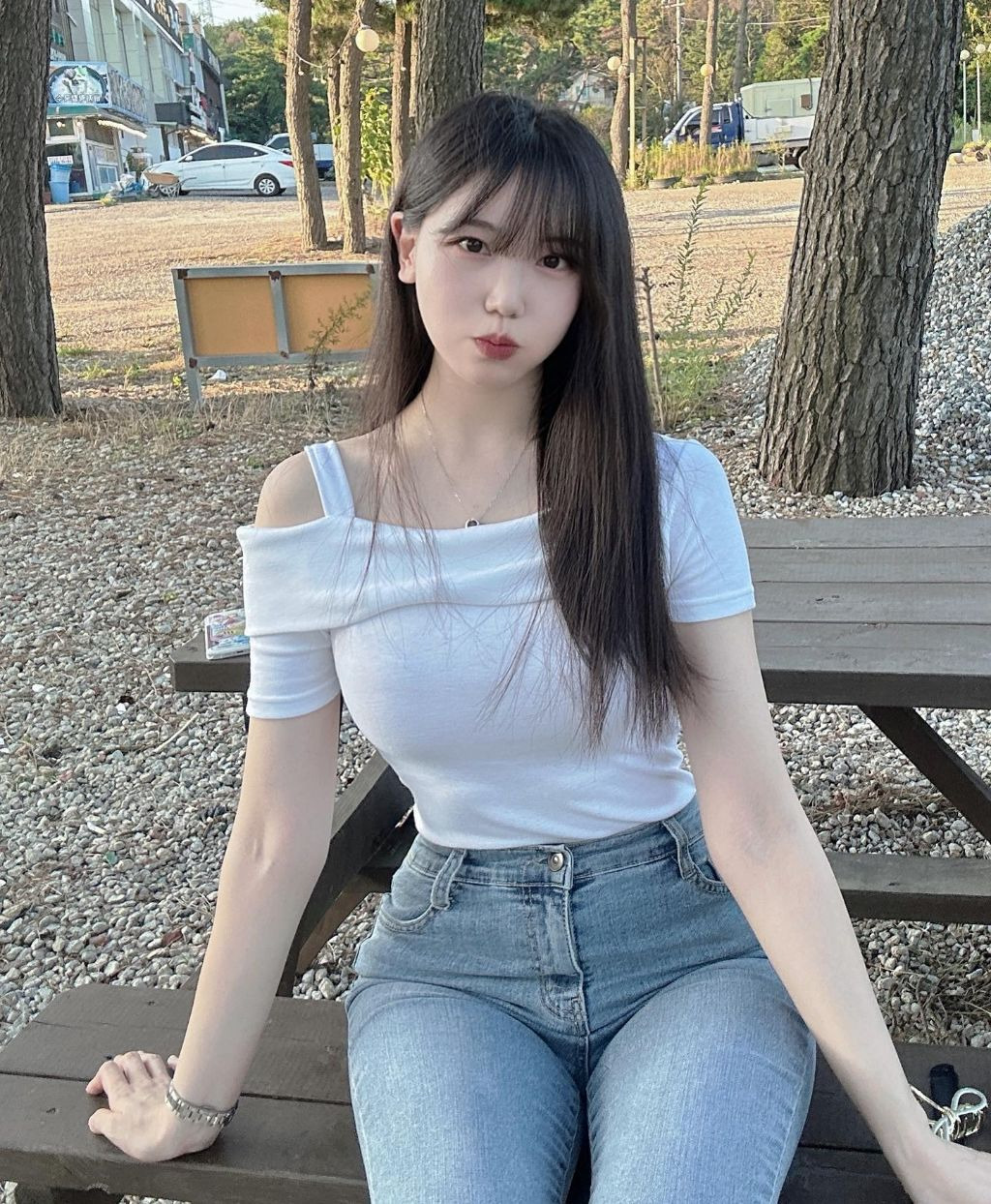 9430ca15079b30fdba281623ad87b7af9da87a93