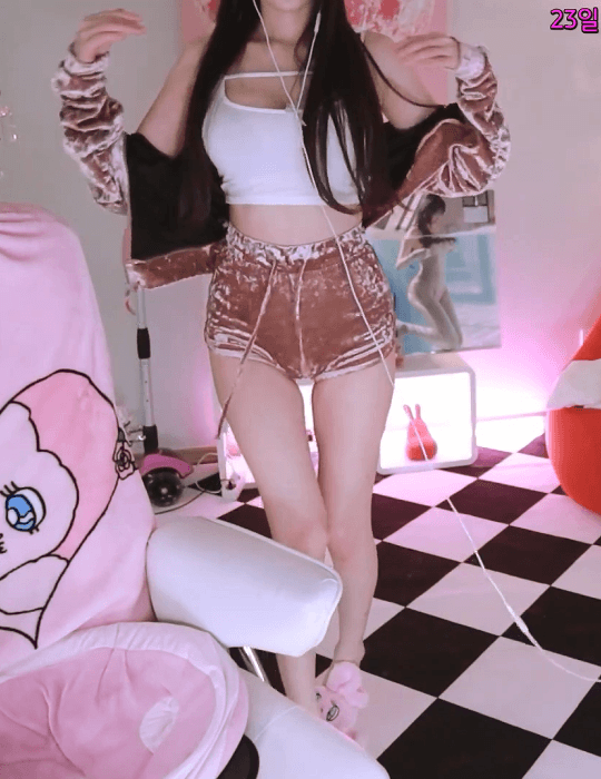 d750d5a2d894fa5a9d52fec90ab1744a79e43281