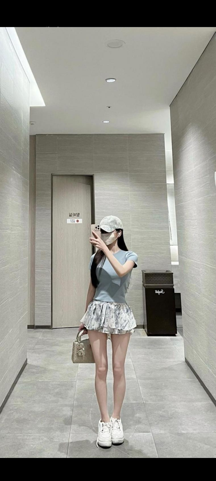 1700136347827685.jpg