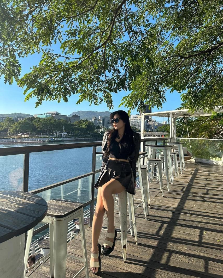 안지현