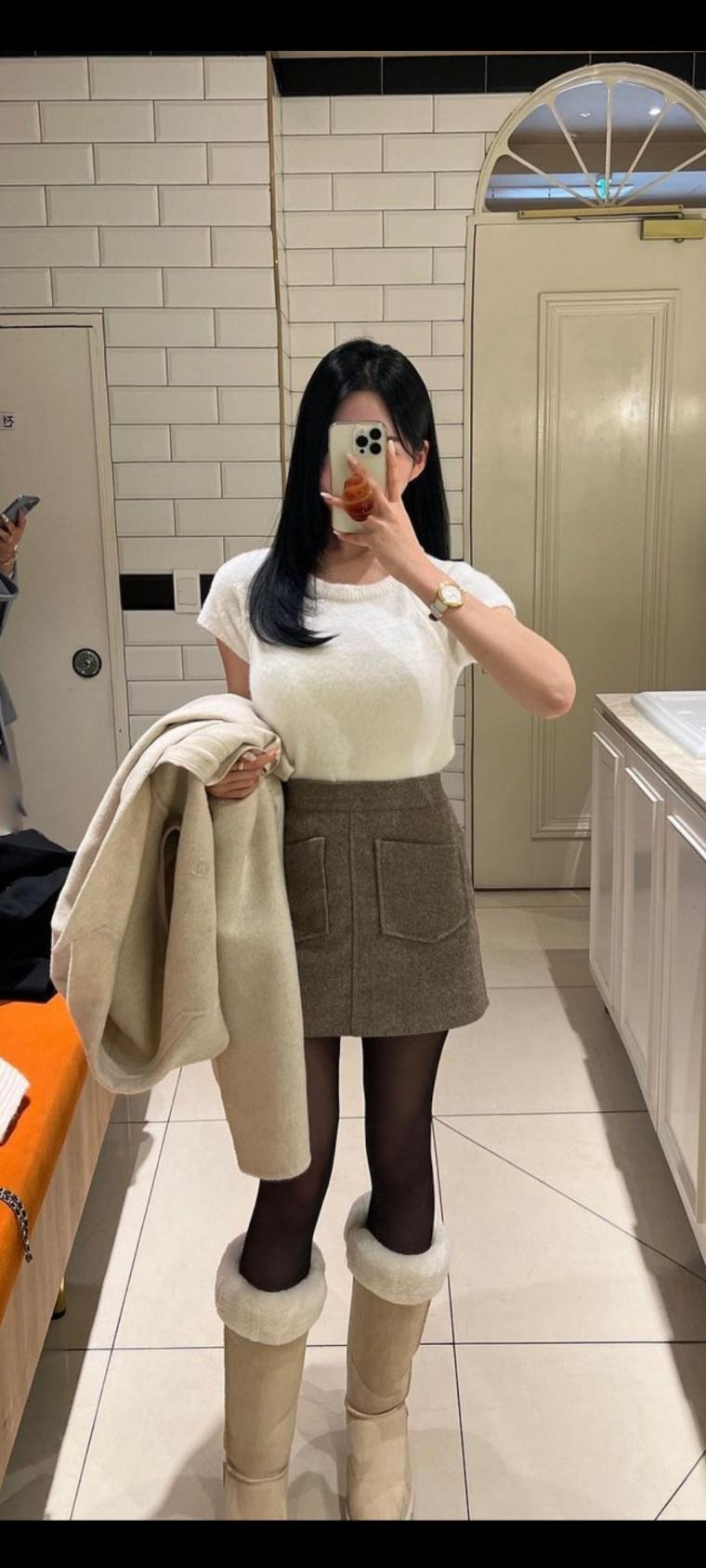 1702367773601542.jpg