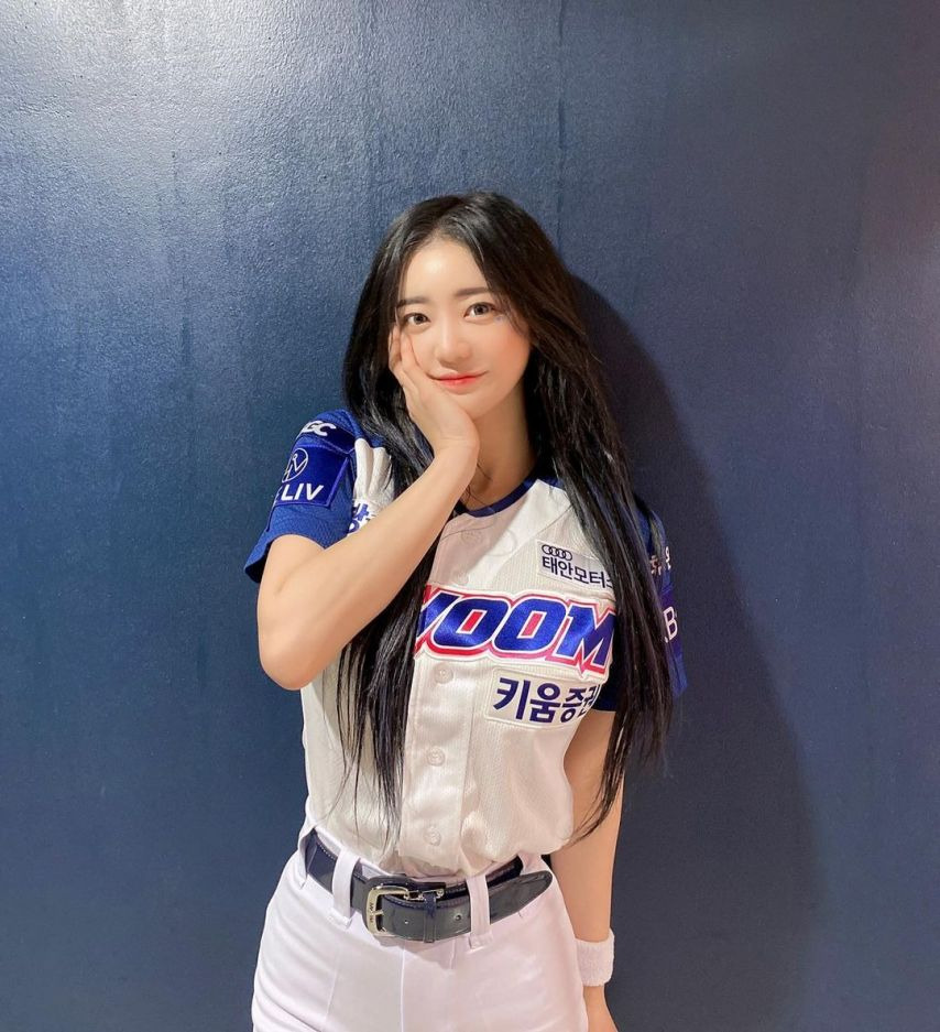 치어리더 이엄지
