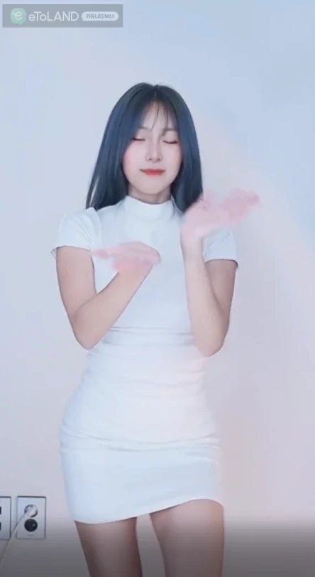 이밍]댄스 리액션.gif
