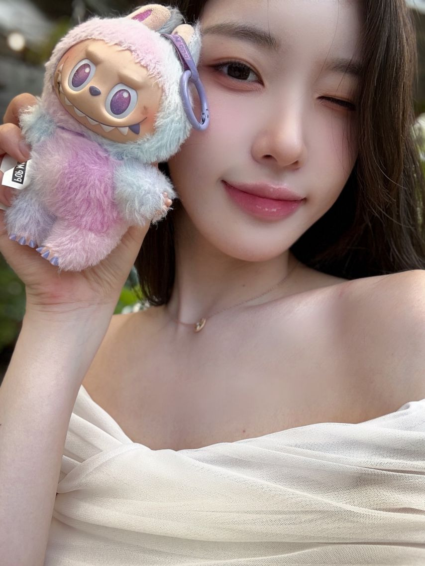 김지은(zeunique_)
