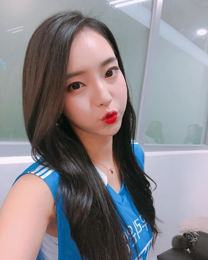 치어리더 이나경