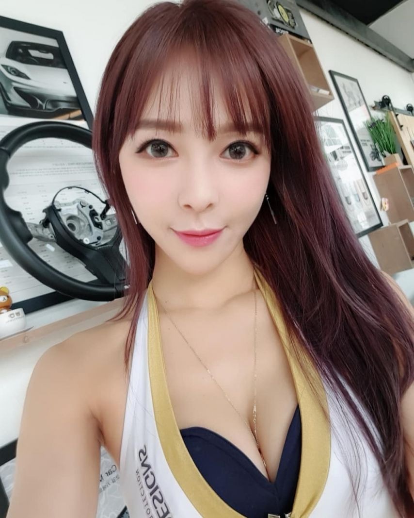 레이싱모델 제바