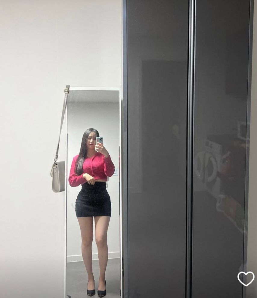 김빛나랑(bitnarang._) 내 장점은 몸매(미시룩)