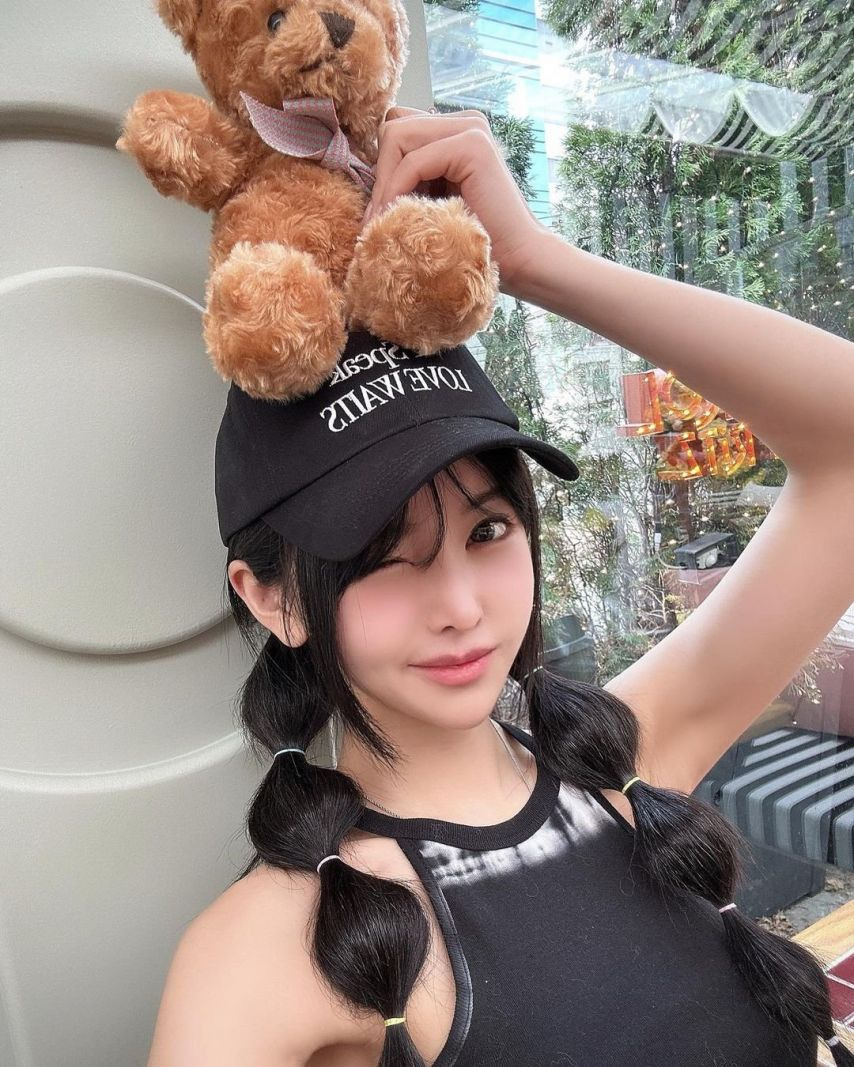 피트니스모델 신새롬