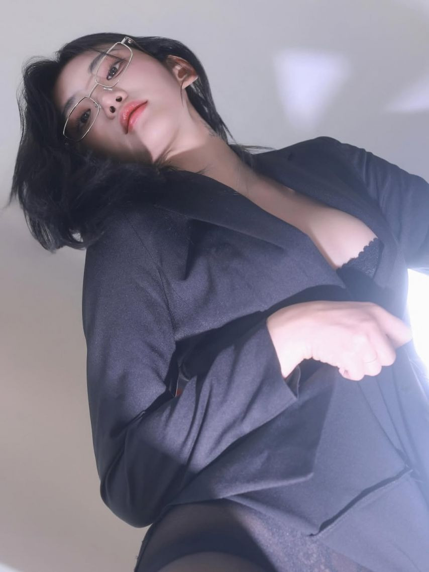 오피스룩 첼설아