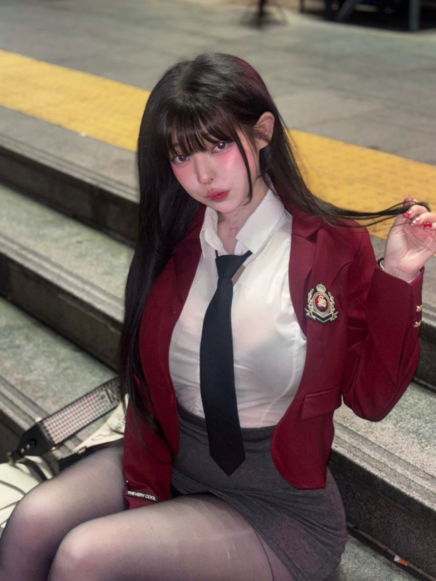 검스에 교복 유디